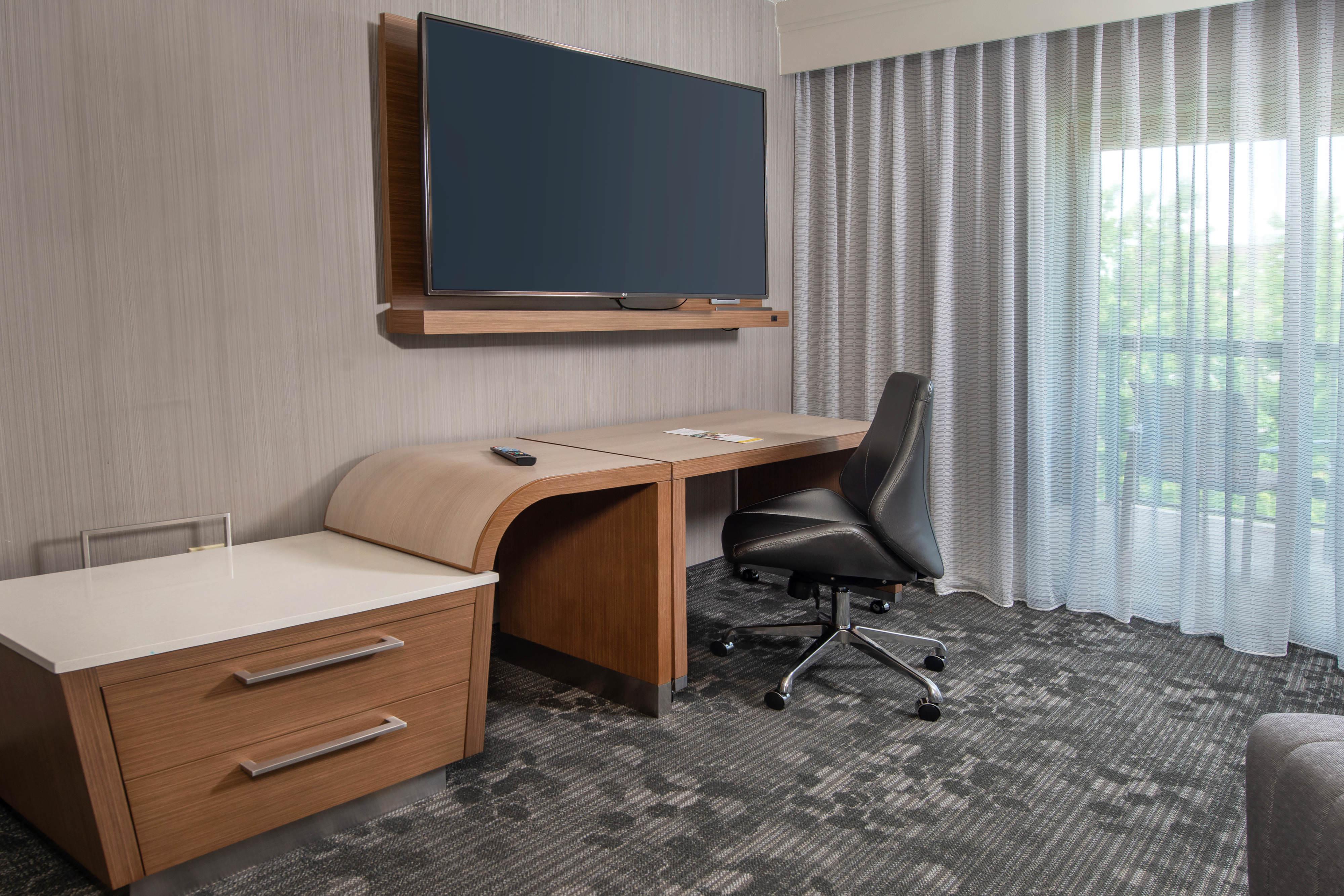 Sonesta Select Bethlehem Airport Hotel 3*