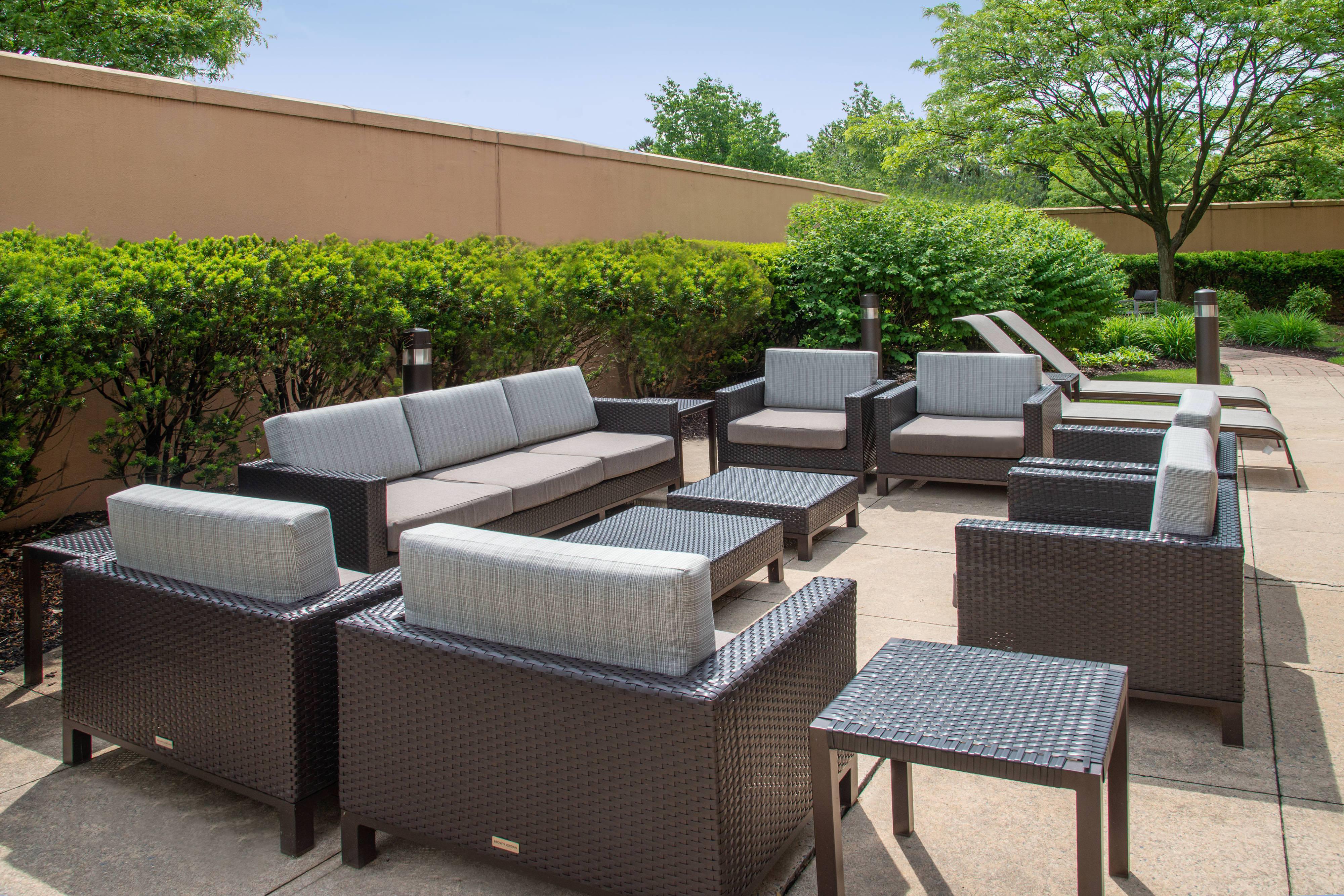 Hotel Sonesta Select Bethlehem Airport